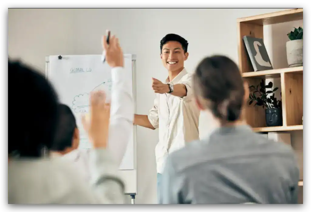 Coaching (教練) 是一種以目標為導向的專業「夥伴關係」